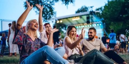 shutterstock_1898354080